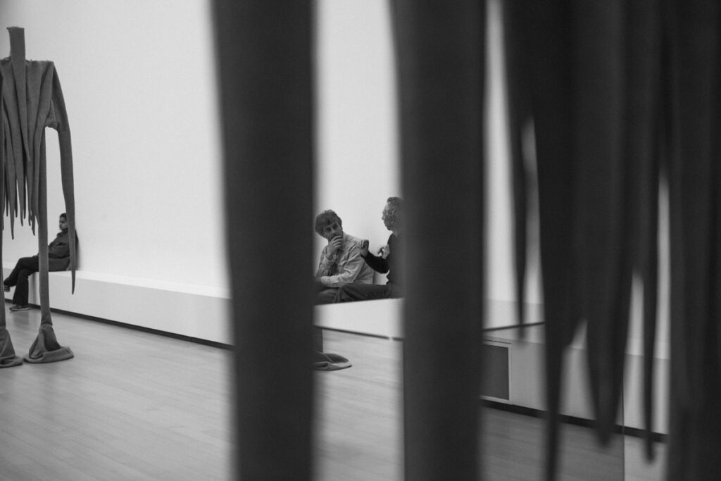 A quiet visual essay from the Stedelijk Museum in Amsterdam, exploring Sandra Mujinga’s “Skin to Skin” installation through the lens of observation, stillness, and street-photography awareness. A study of presence — between viewer, artwork, and light.